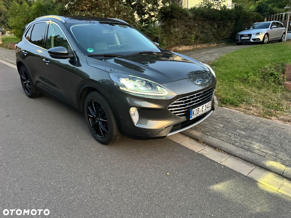 Ford Kuga 2.0 EcoBlue 4x4 TITANIUM - 14
