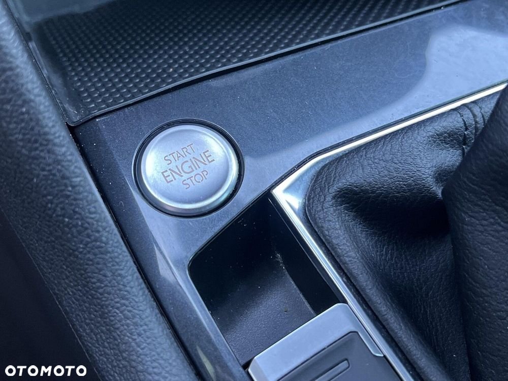 Volkswagen Tiguan - 21