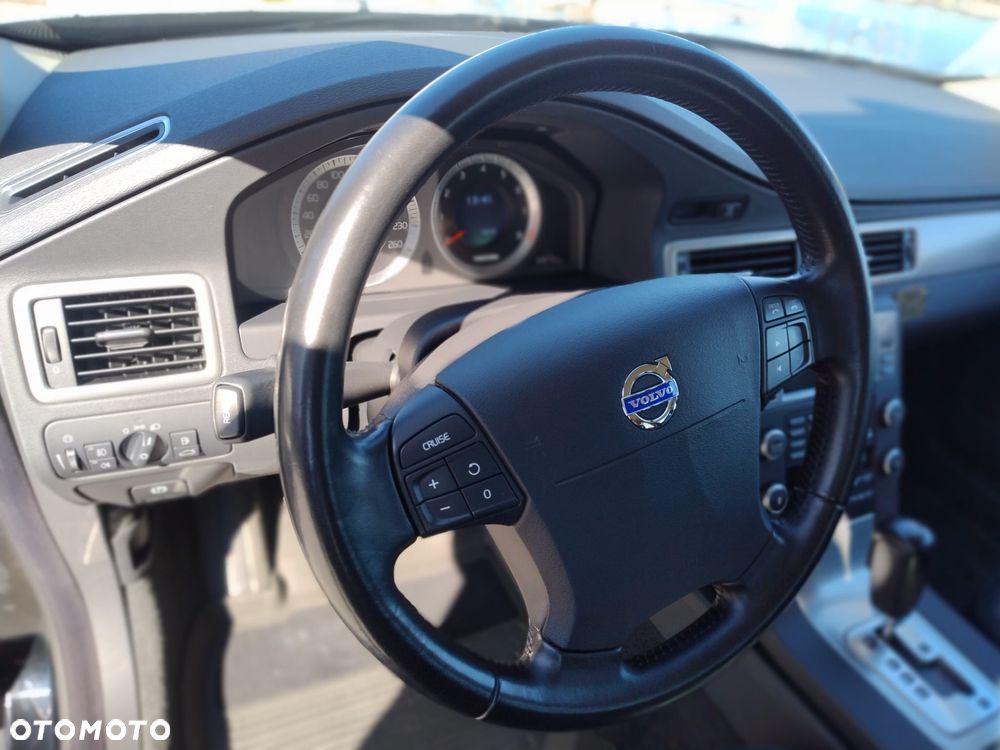 Volvo V70 - 9