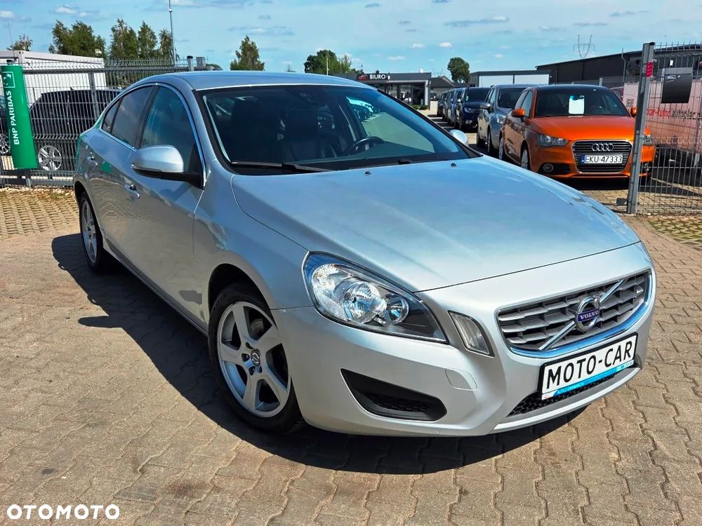 Volvo S60 DRIVe Momentum - 3