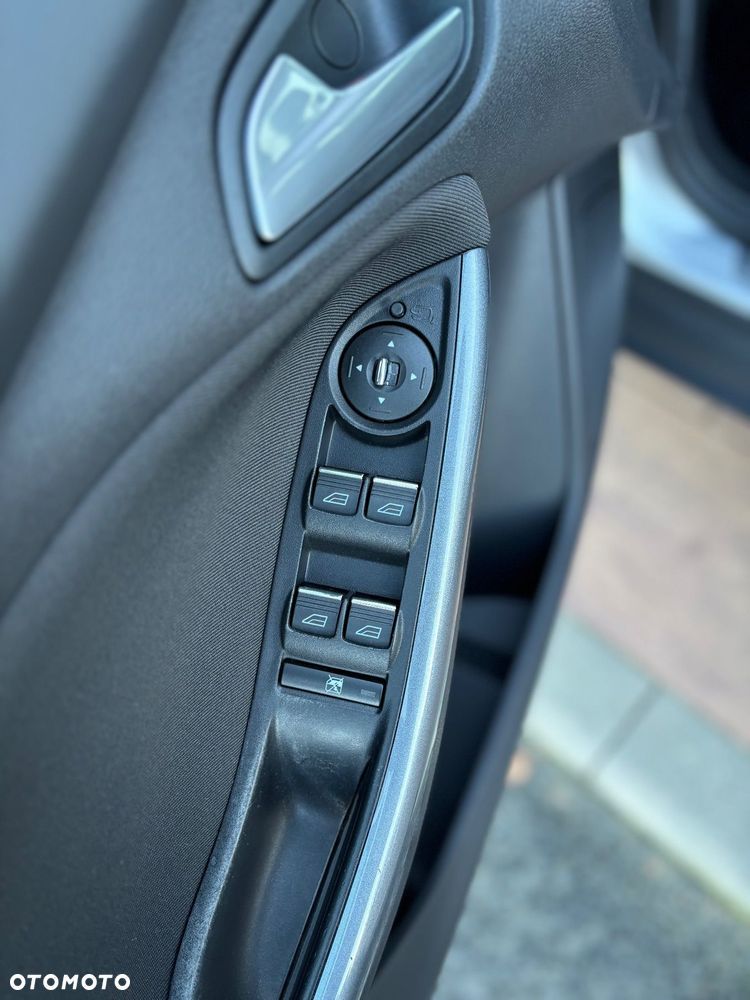 Ford Focus 1.6 TI-VCT Titanium - 8