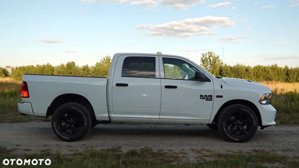 Dodge RAM 1500 5.7 4x4 - 14