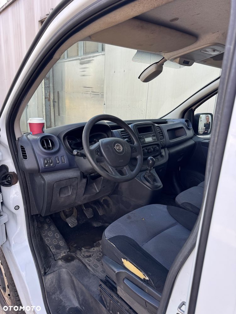 Opel Vivaro - 13