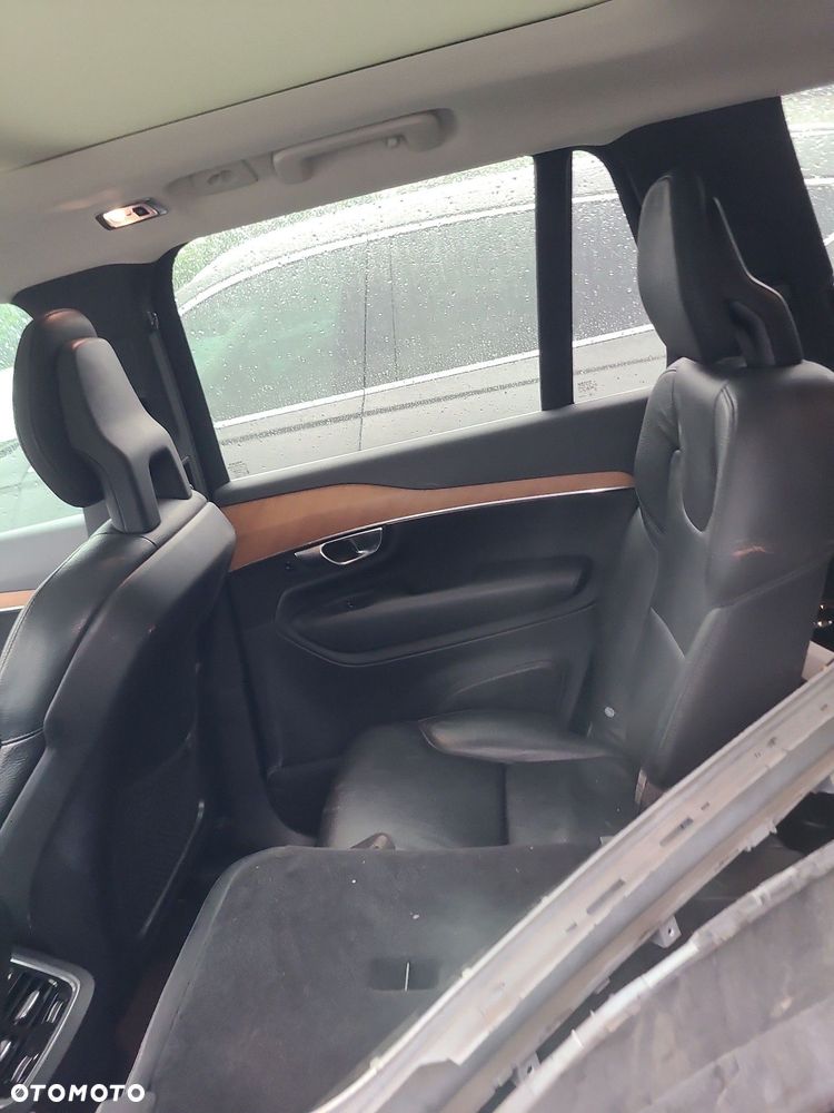 Volvo XC 90 T6 AWD Momentum - 12