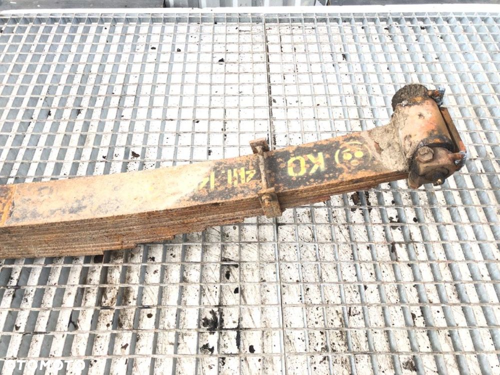 RESOR LEWY TYŁ STAR 1142 6842 cm3 110 kW [150 KM] - 2