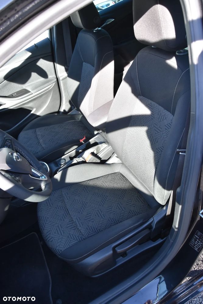 Opel Astra 1.4 Turbo Edition - 18