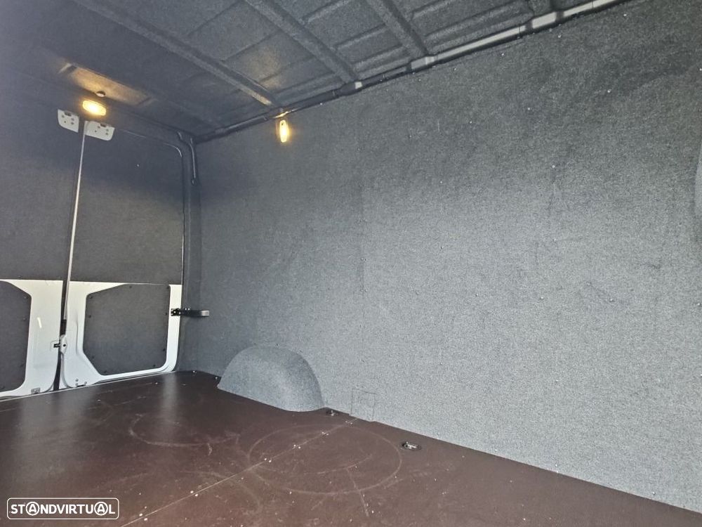 Mercedes-Benz ESPRINTER 24- 81 KWH 320/37 PRO - 15