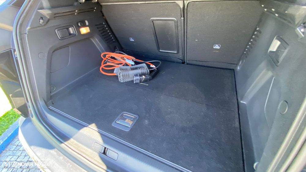 Peugeot 3008 1.6 Hybrid GT e-EAT8 - 12