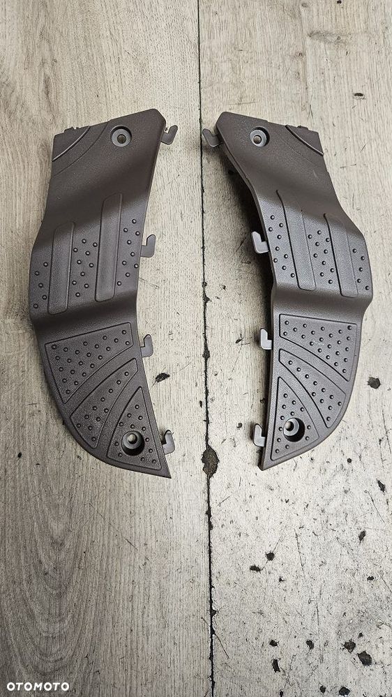 Podłoga podnóżek zestaw (L+P) SYM Fiddle II 50/125/150 - 4