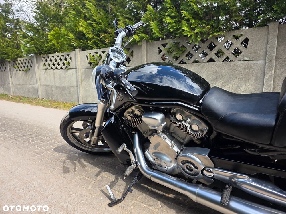 Harley-Davidson V-Rod Muscle - 12