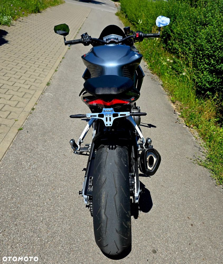 Aprilia Tuono - 11