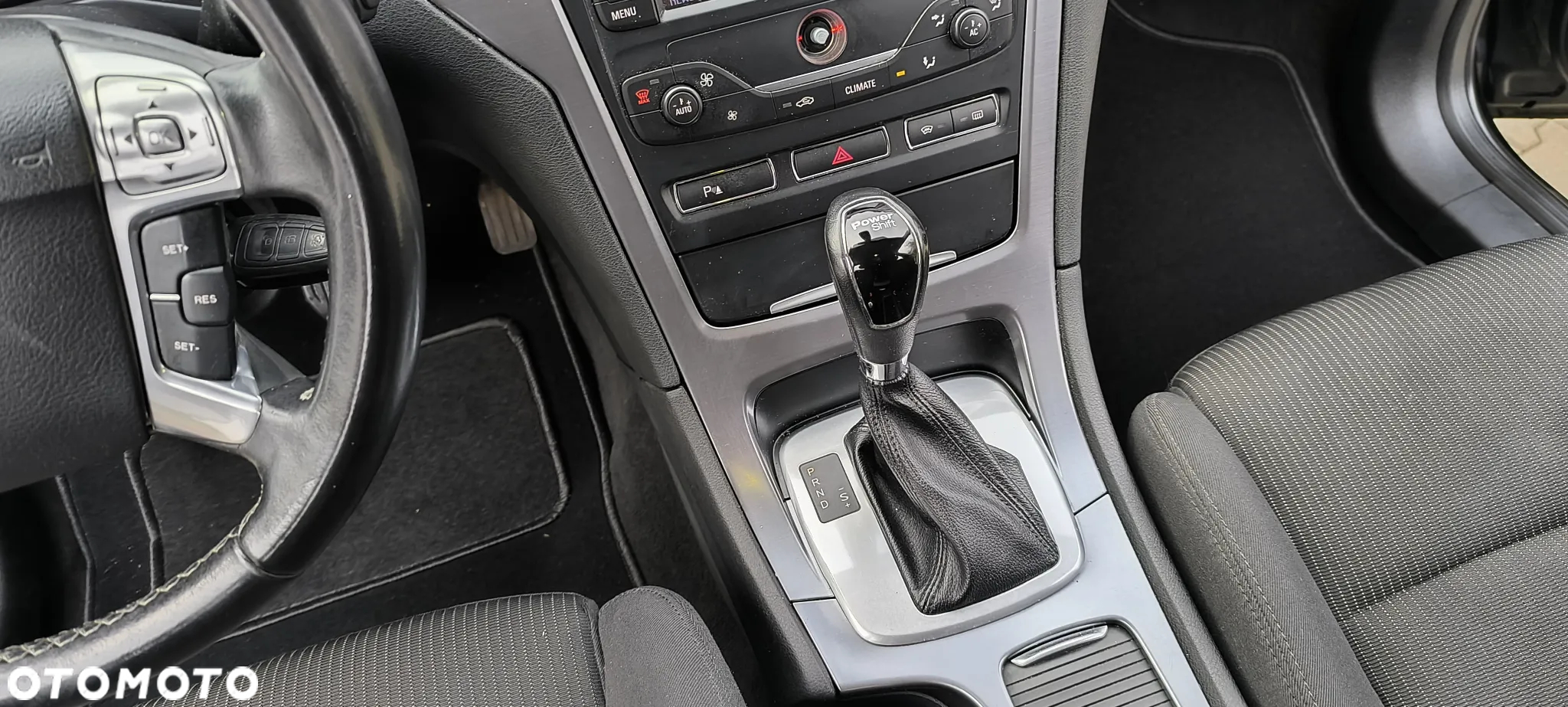 Ford Mondeo 2.0 EcoBoost Titanium - 9
