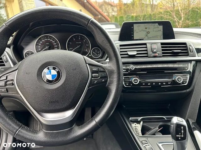 BMW Seria 3 318d Sport Line - 13