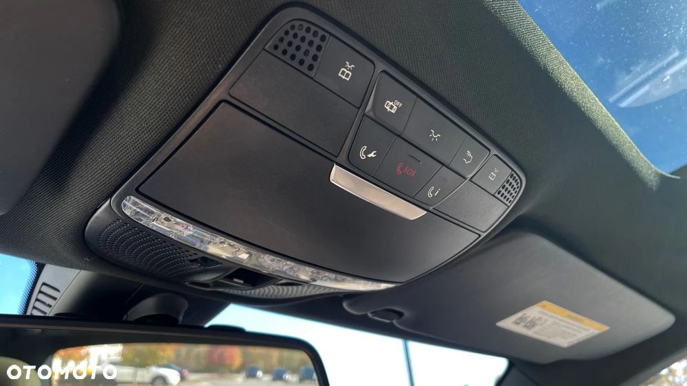 Mercedes-Benz Klasa C 300 9G-TRONIC Exclusive - 19