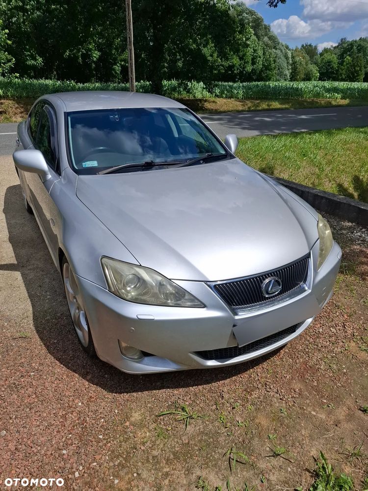 Lexus IS 250 Sport - 16