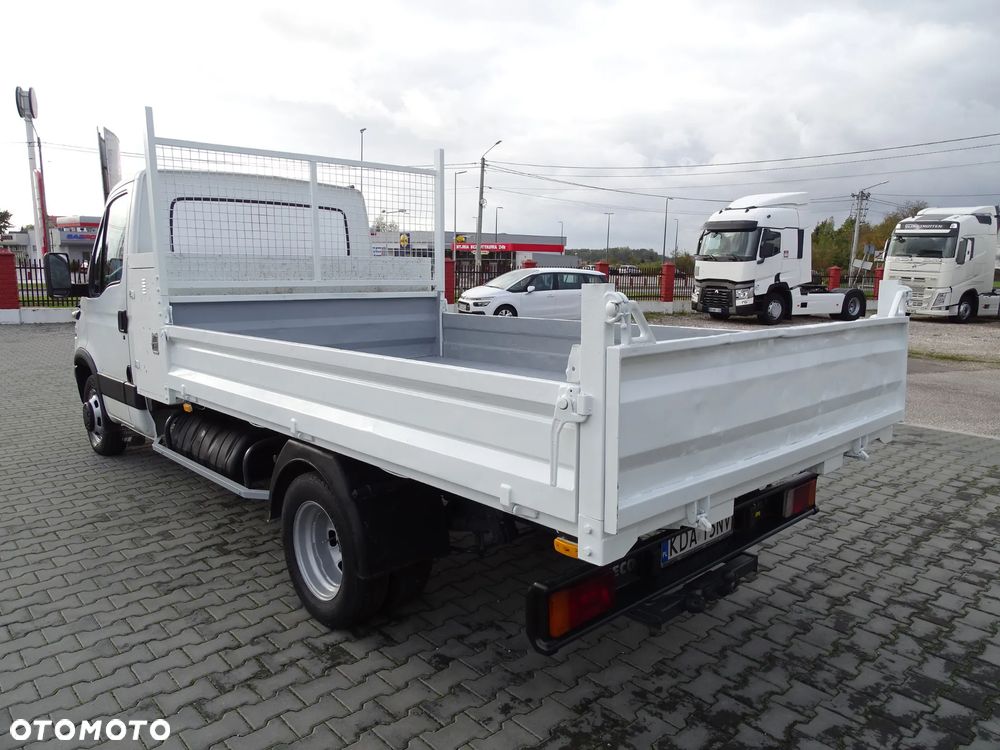 Iveco 35C12 - 6