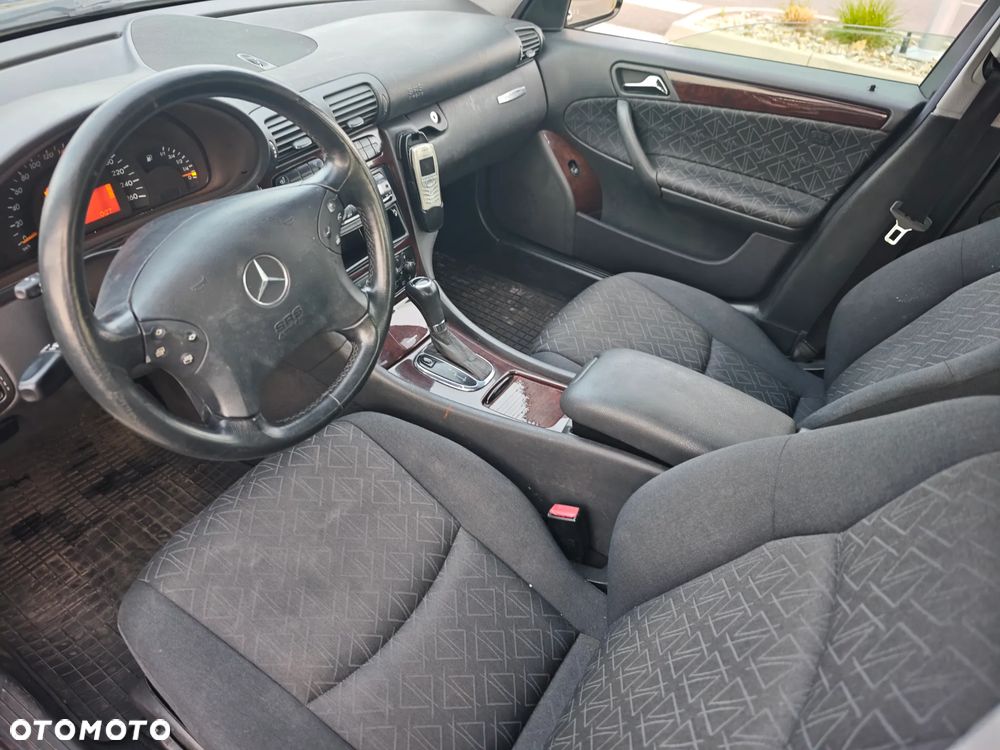 Mercedes-Benz Klasa C - 19