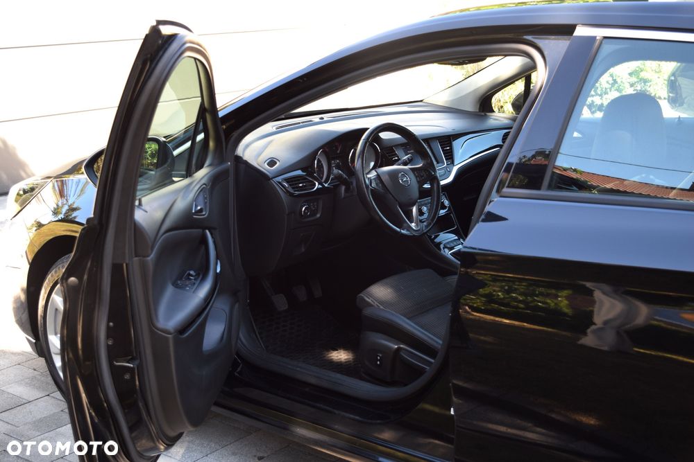 Opel Astra 1.2 T Elegance S&S - 8
