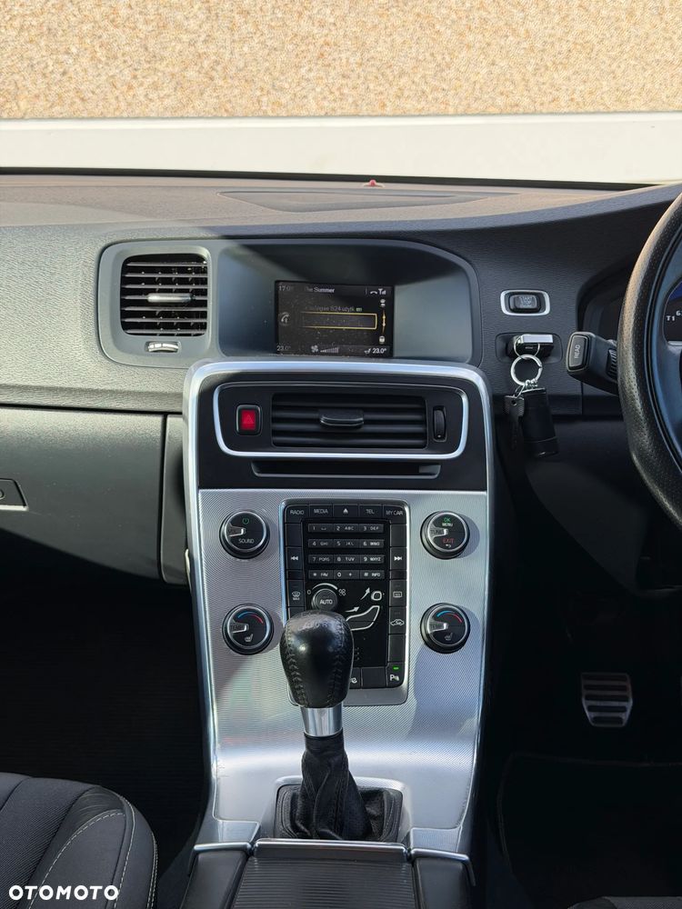 Volvo S60 D3 - 10