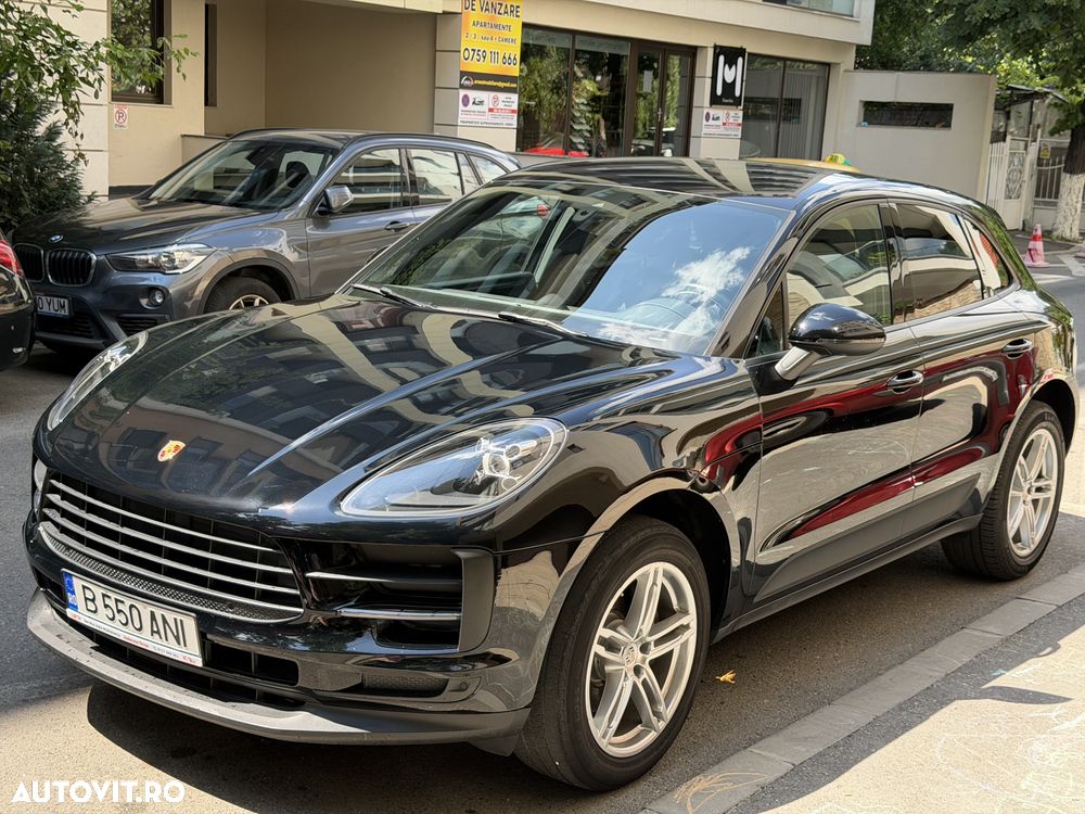 Porsche Macan Standard - 1