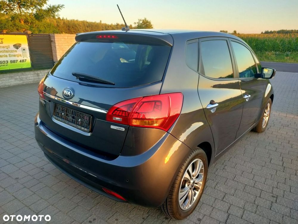 Kia Venga - 5