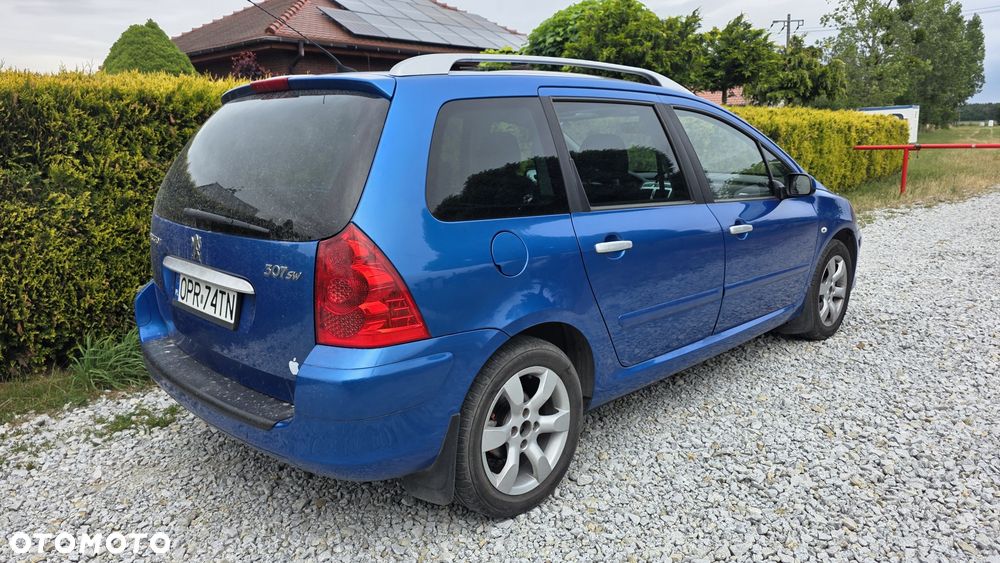 Peugeot 407 - 3