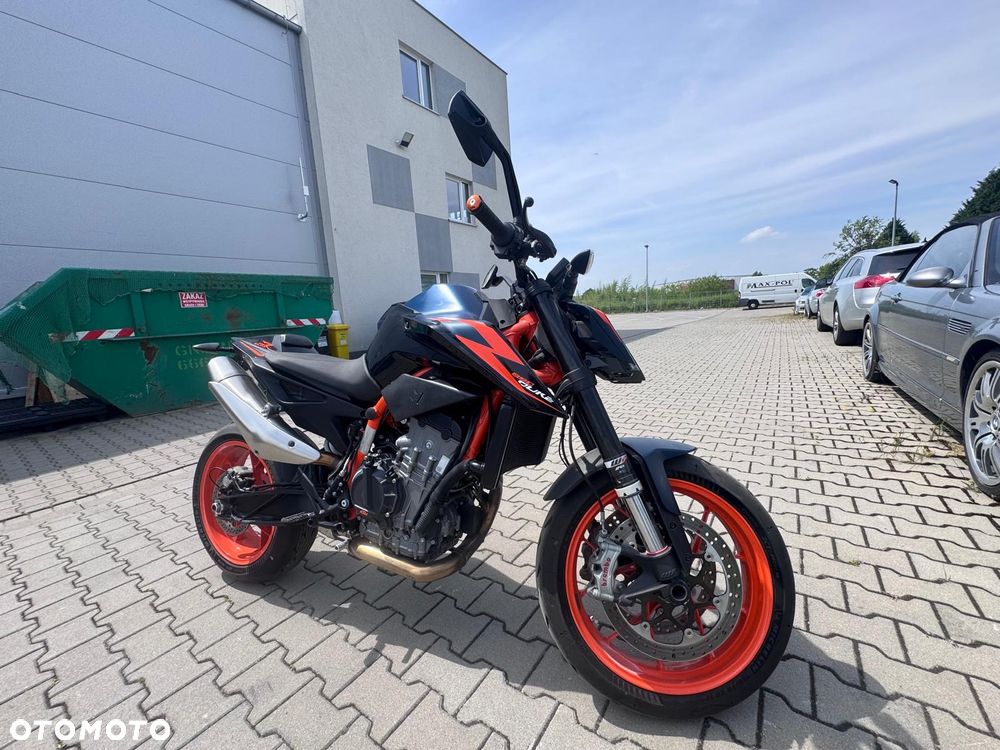 KTM DUKE 890 - 6