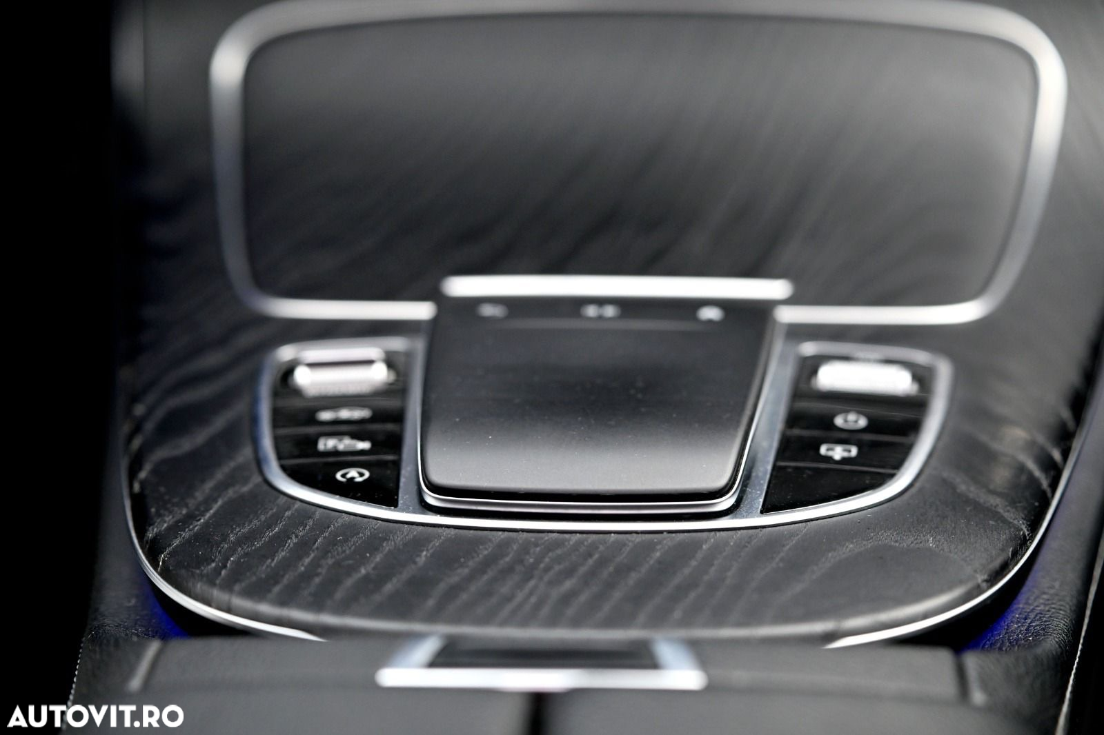 Mercedes-Benz E 450 4Matic 9G-TRONIC AMG Line - 40