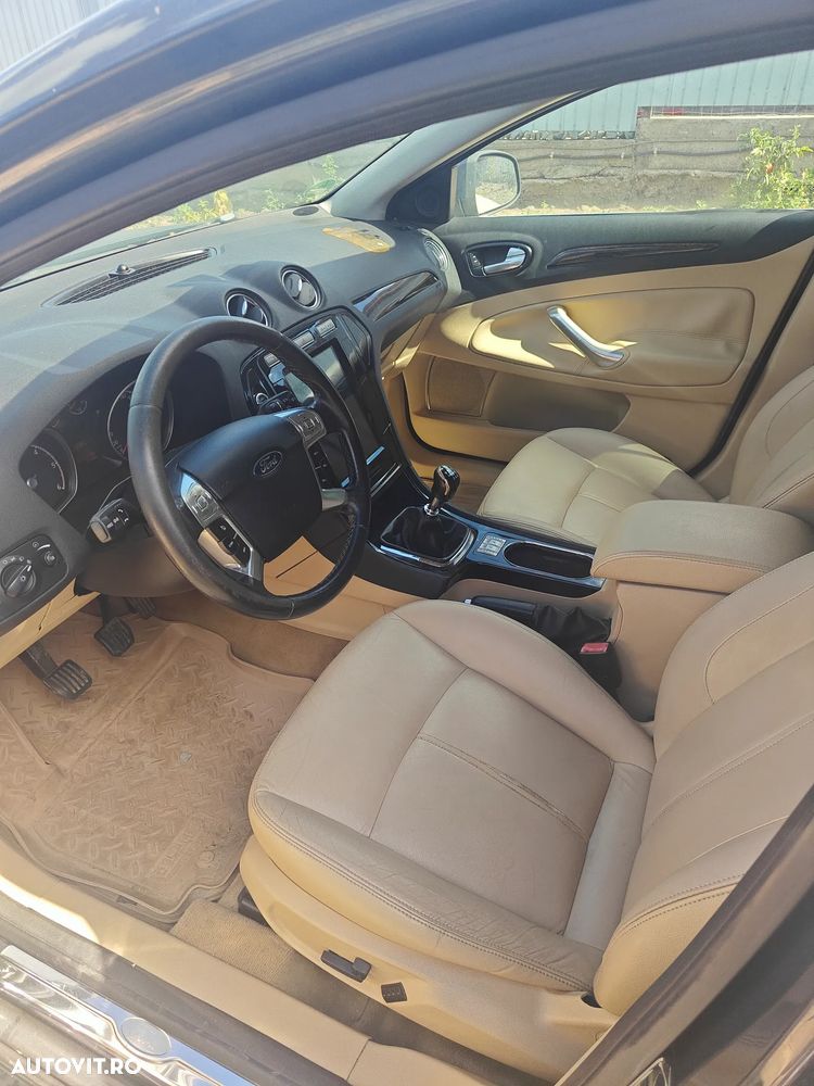 Ford Mondeo 2.0 TDCi Ghia - 7