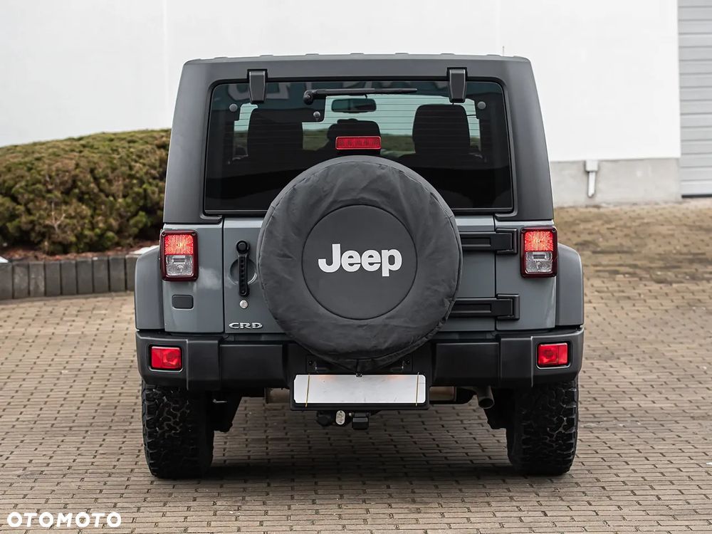 Jeep Wrangler - 11