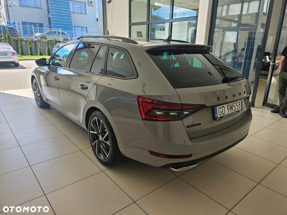 Skoda Superb 2.0 TSI 4x4 Sportline DSG - 9