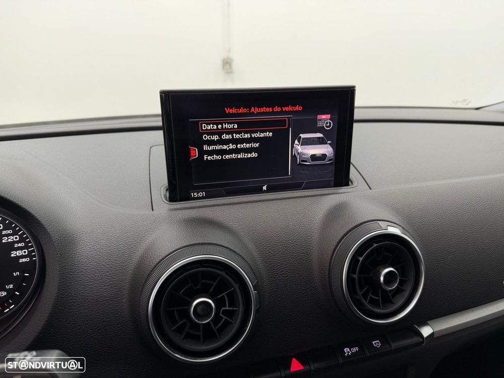 Audi A3 Sportback 30 TFSI Design S tronic - 11