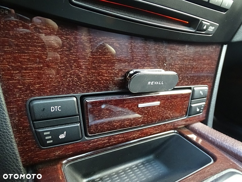 BMW Seria 5 530xi Touring Edition Exclusive - 24