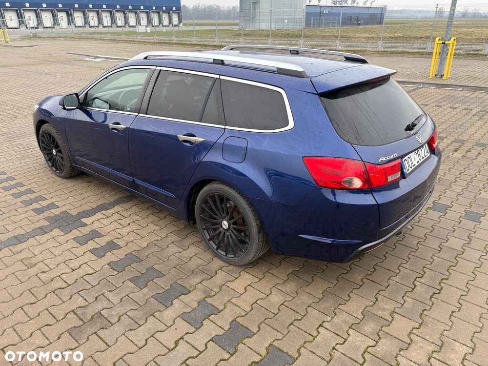 Honda Accord 2.2d Executive Nav - 5