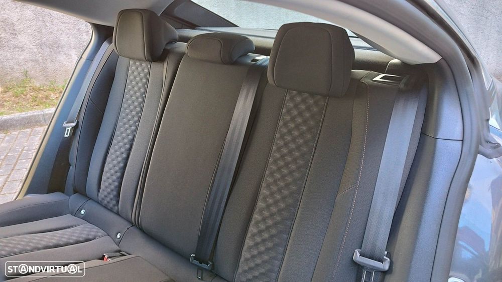 Peugeot 508 1.5 BlueHDi Allure Pack EAT8 - 33