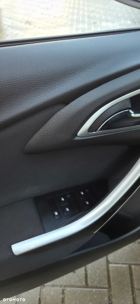 Opel Astra 1.7 CDTI DPF ecoFLEX TourerStart/Stop 105g Edition - 19