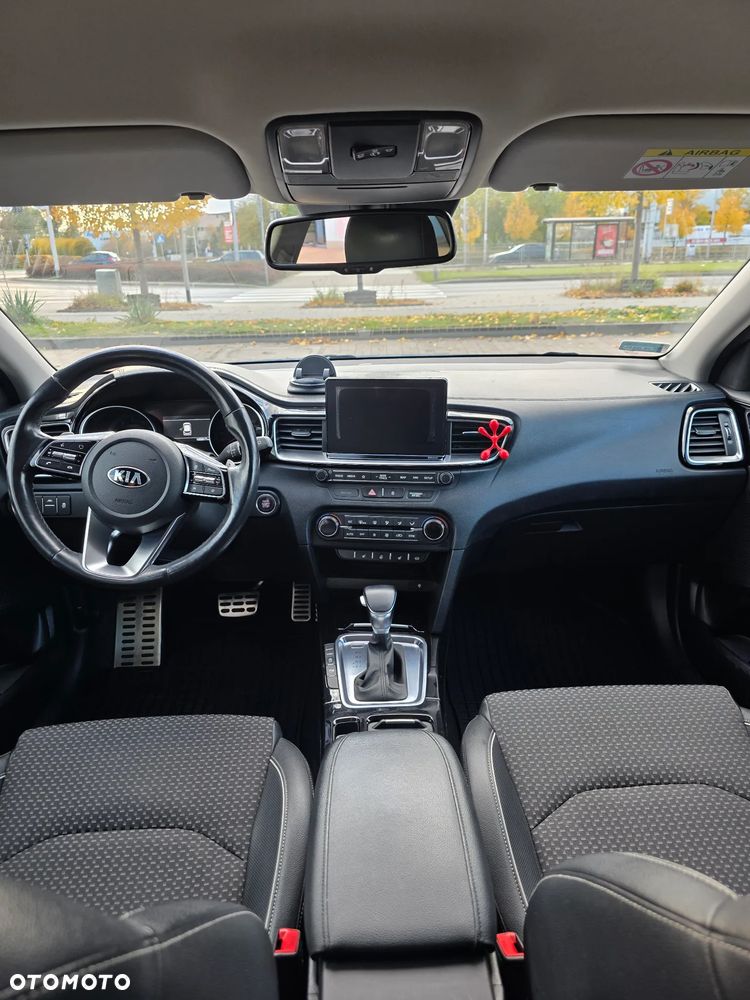 Kia Ceed 1.4 T-GDI L Business Line DCT - 21
