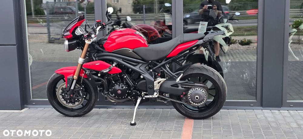 Triumph Speed Triple - 27