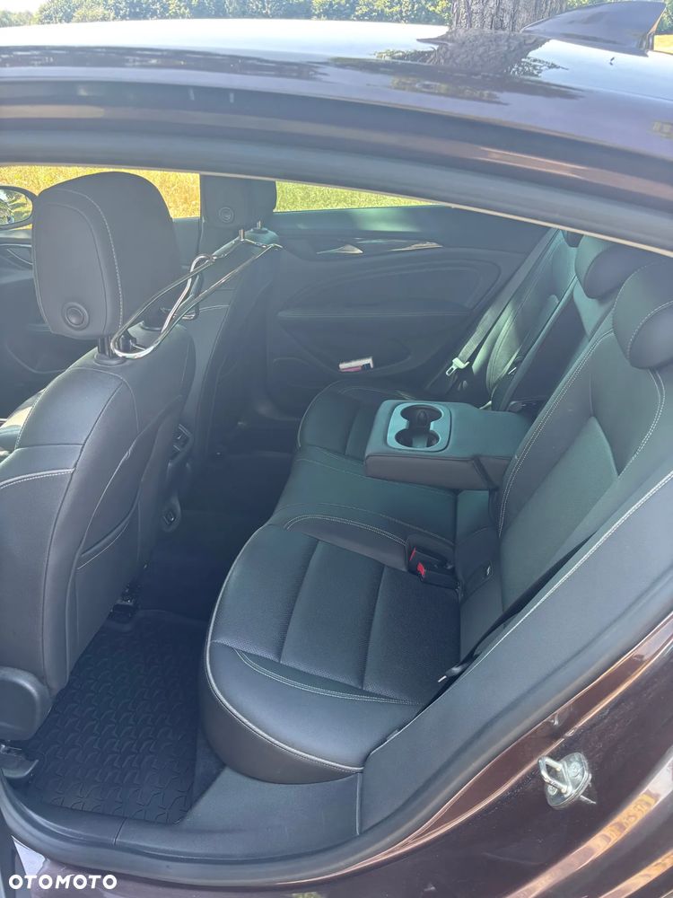 Opel Insignia - 4