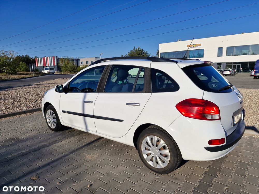 Renault Clio - 2