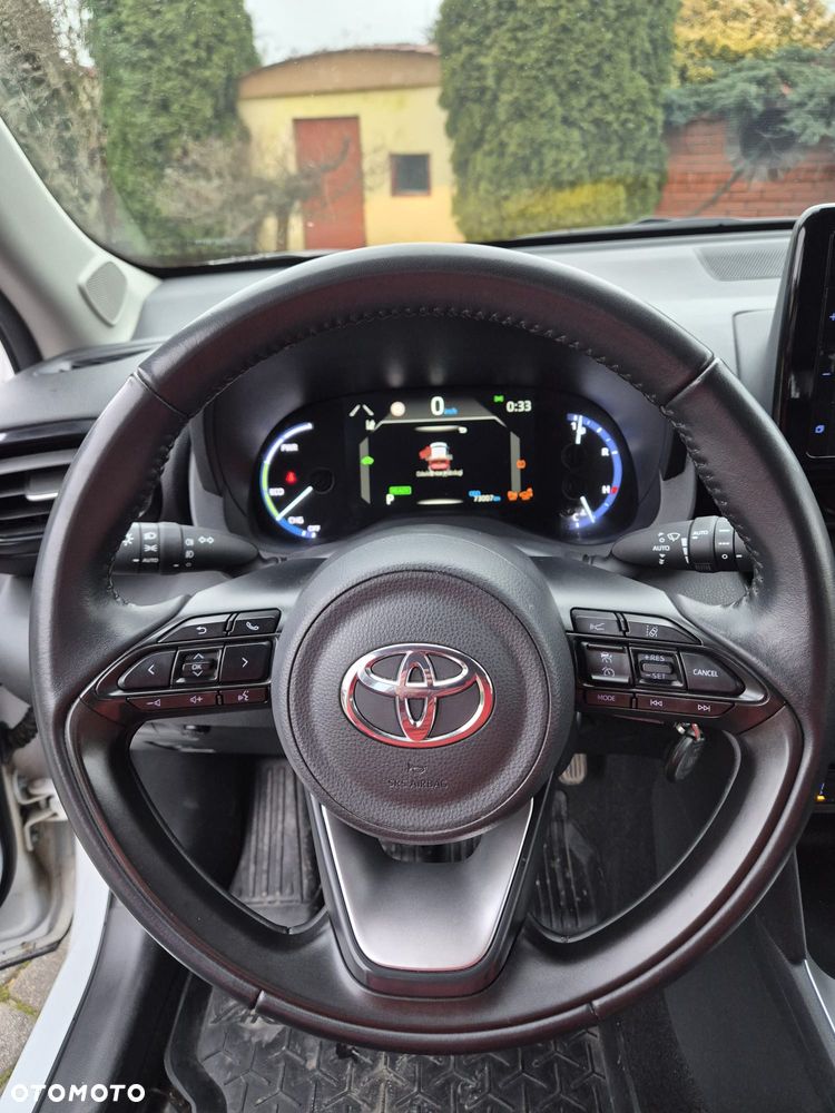 Toyota Yaris Cross Hybrid 1.5 Comfort 4x4 - 18