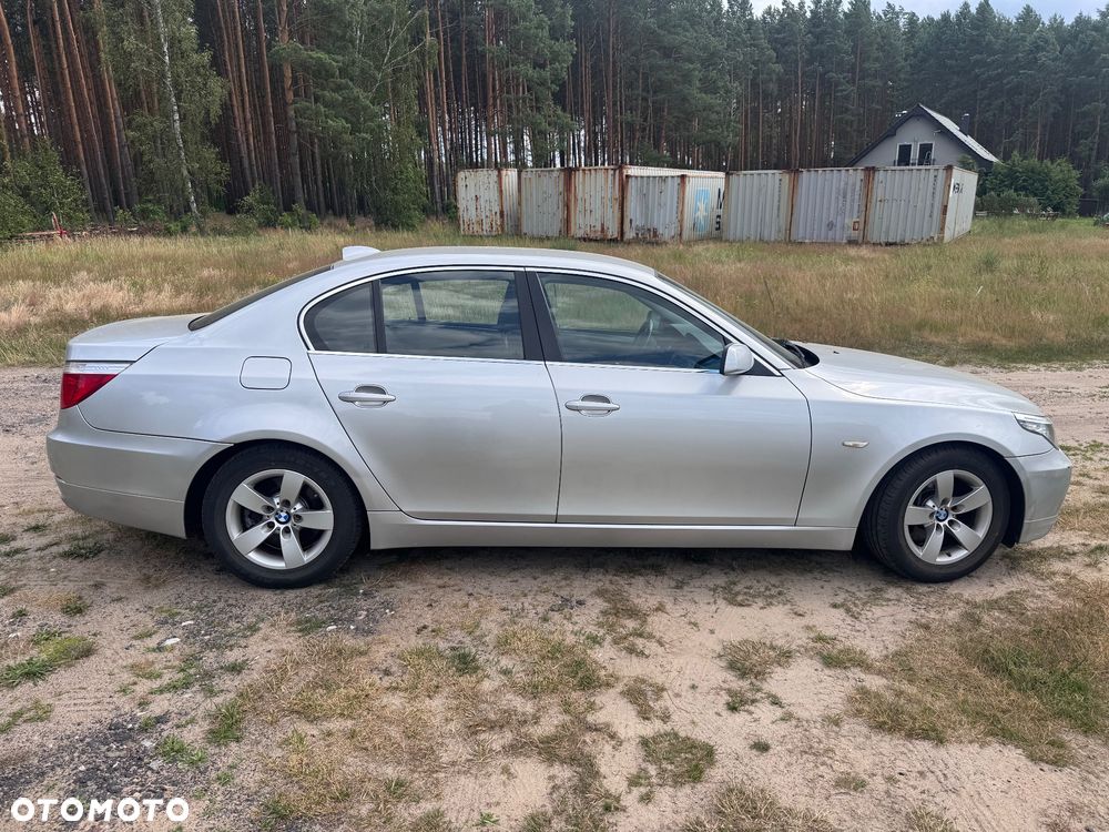 BMW Seria 5 520d - 5