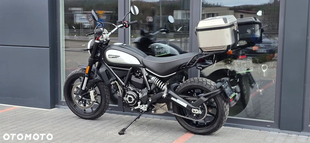 Ducati Scrambler - 25