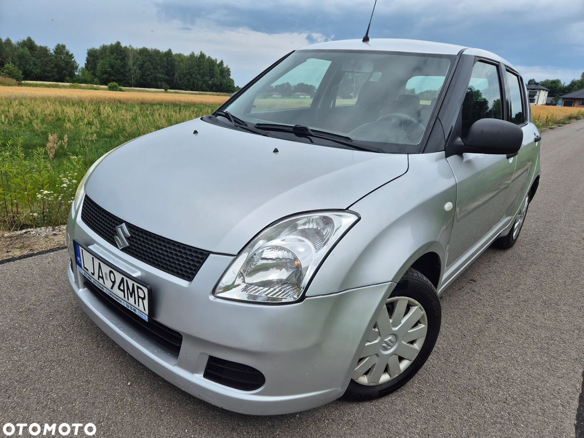 Suzuki Swift - 1