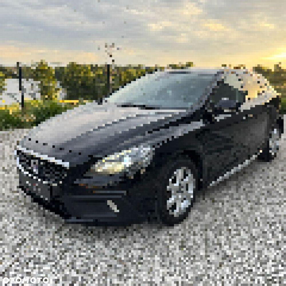 Volvo V40 Cross Country - 2