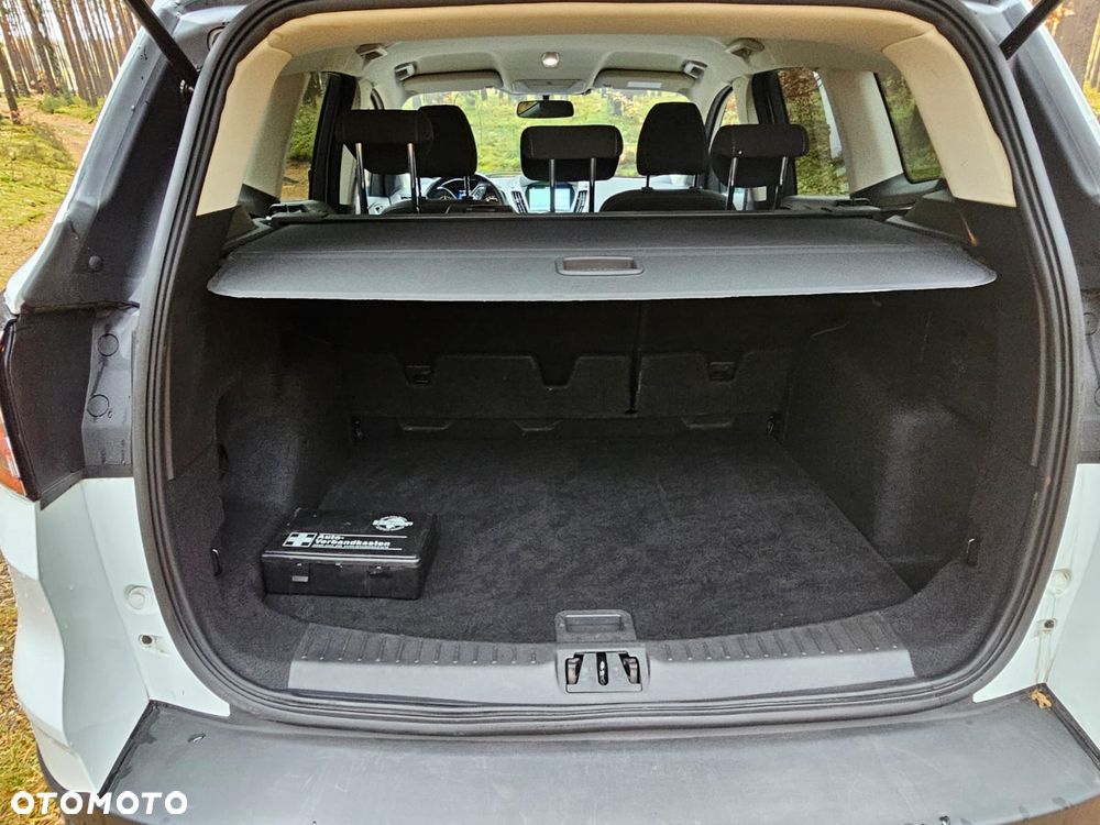 Ford Kuga 2.0 TDCi 2x4 Individual - 25