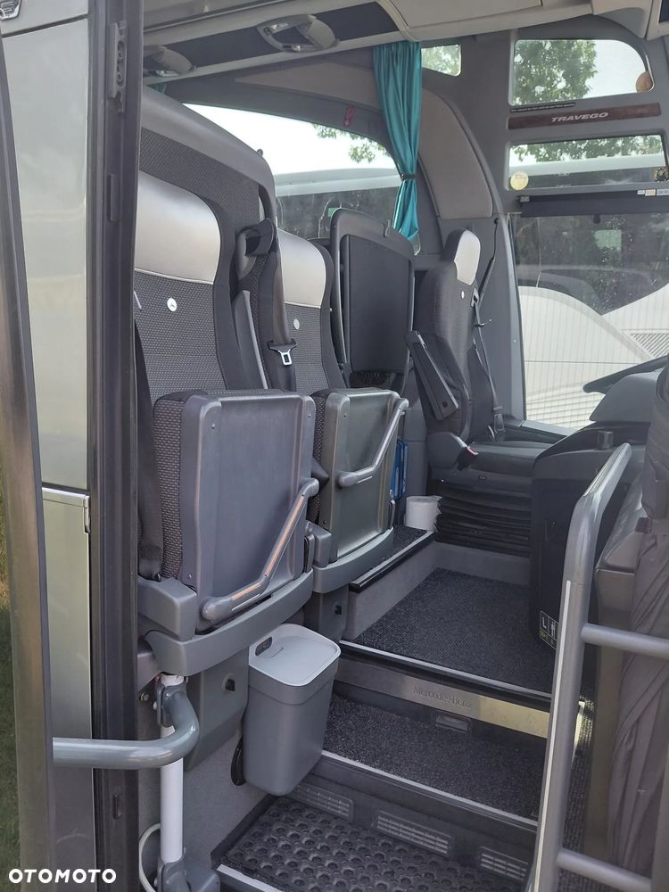 Mercedes-Benz TRAVEGO RHD-L - 5