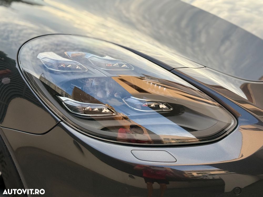 Porsche Panamera - 5
