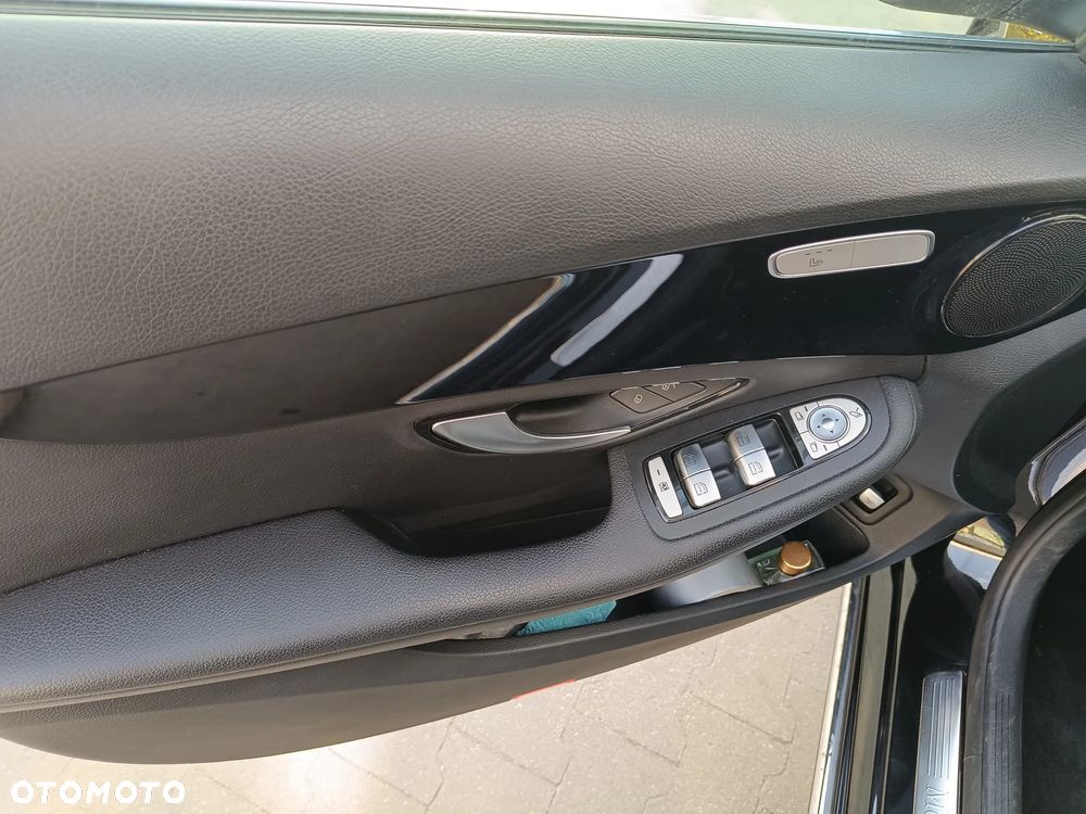 Mercedes-Benz Klasa C 200 d 9G-TRONIC - 14