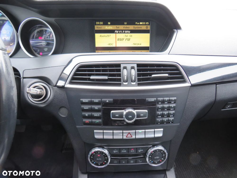 Mercedes-Benz Klasa C 200 CDI DPF BlueEFFICIENCY - 25